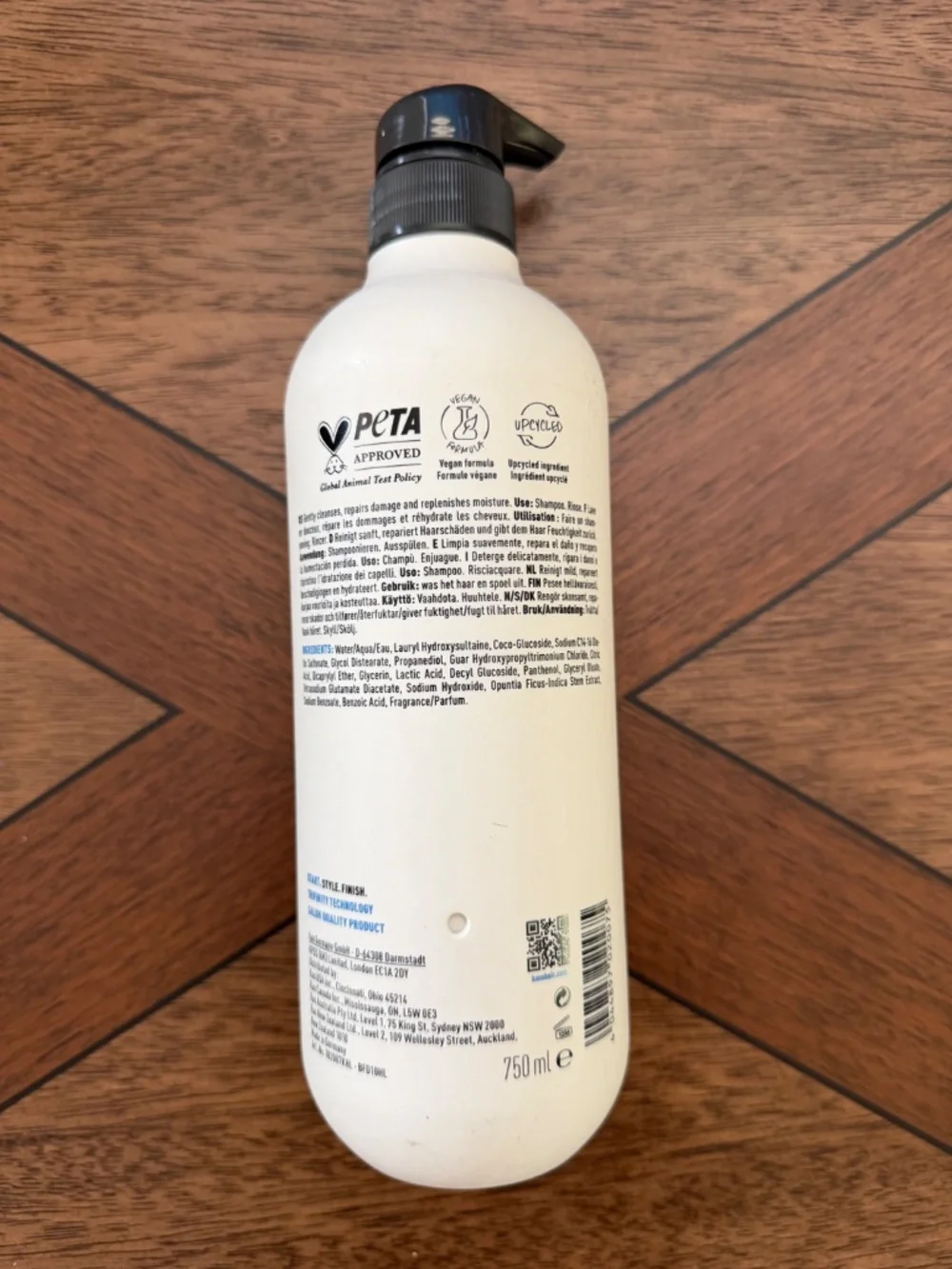 KMS Moist Repair Shampoo | Deep Moisture & Repair 25.3 fl ounces